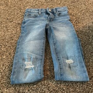 Little girls ripped jeans